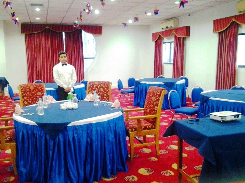 Hotel Washington Dhaka Exterior foto